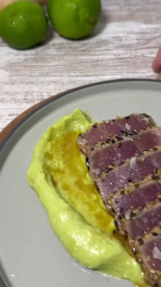 Tataki de Atún Marinado en Cítricos