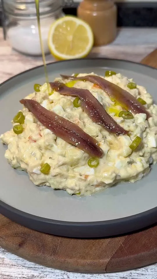 Ensaladilla de Anchoas y Encurtidos