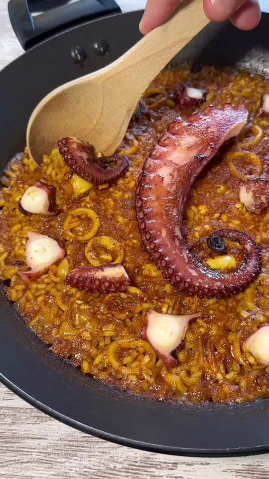 Arroz Seco de Pulpo y Calamares