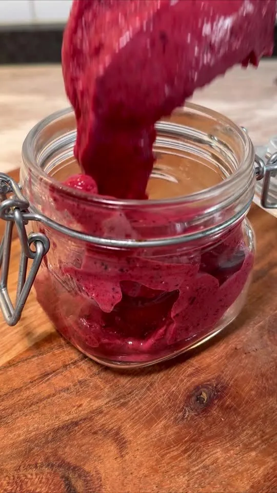 Helado de Frutos Rojos (estilo sorbete)